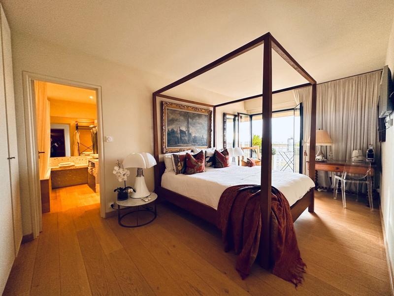 Appartement - 95 m² - 4 pièces