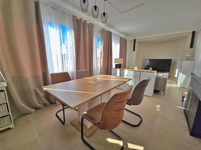 Appartement - 103 m² - 4 pièces