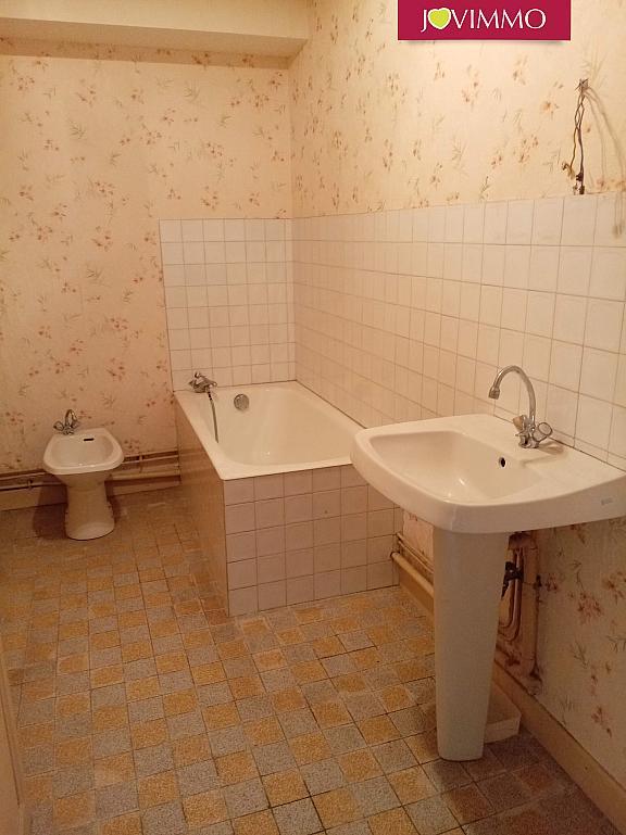 Maison - 198 m² - 9 pièces