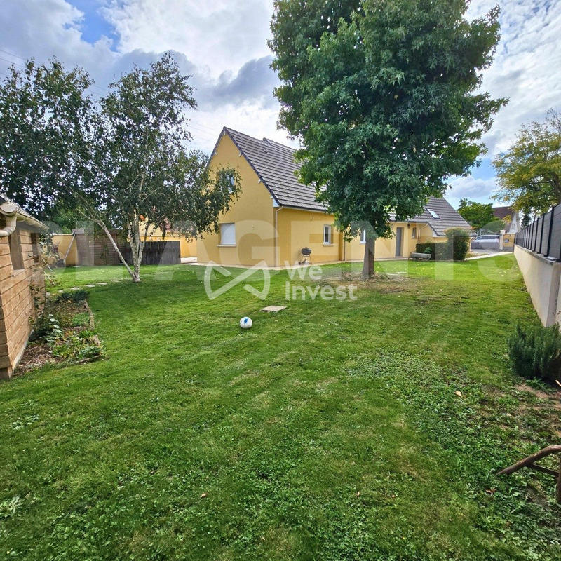 Maison - 200 m² - 8 pièces