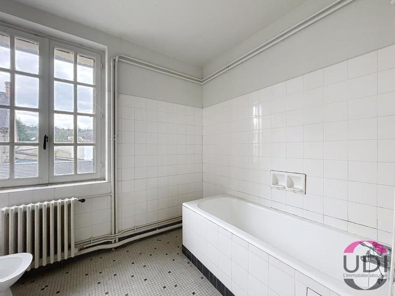 Hôtellerie / Restauration - 585 m²