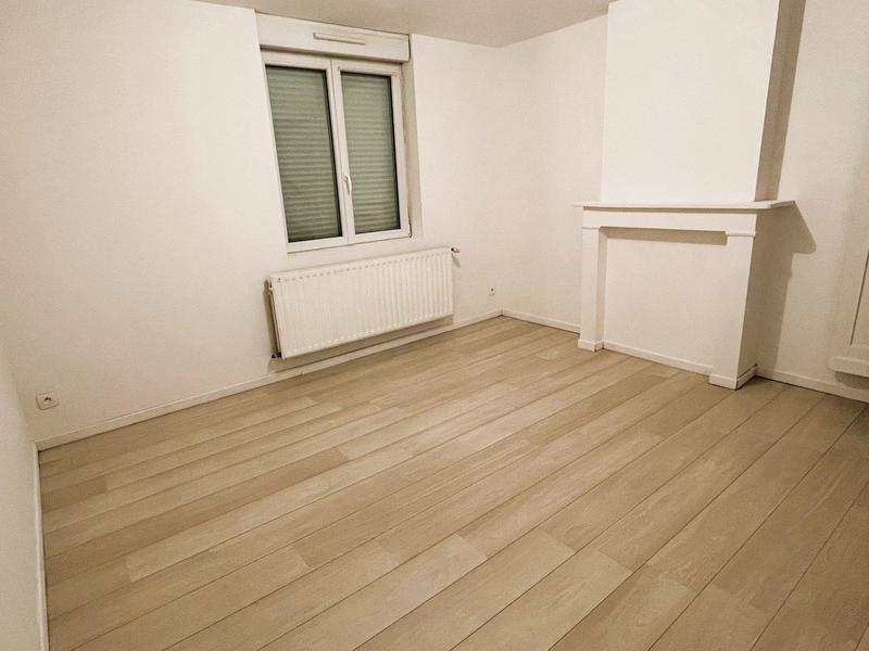 Maison - 80 m² - 5 pièces