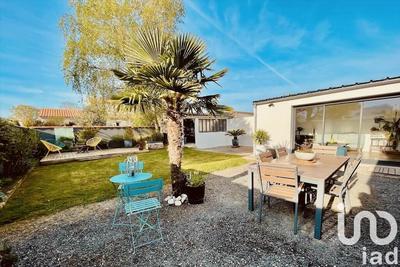 Maison - 196 m² - 6 pièces