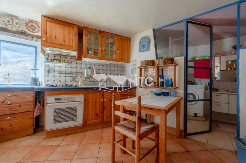 Mas - 225 m² - 9 pièces