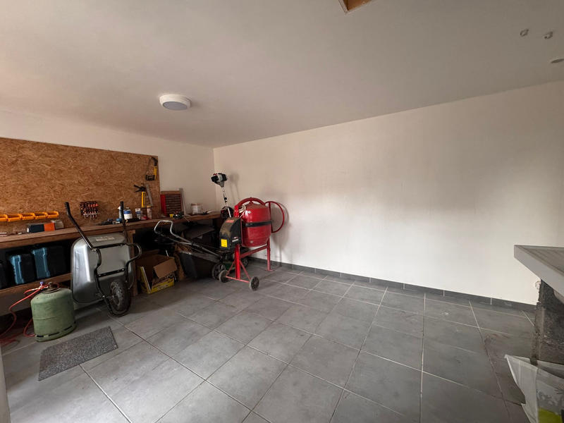 Maison - 104 m² - 4 pièces
