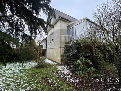 Maison traditionnelle - 130 m² - 6 pièces