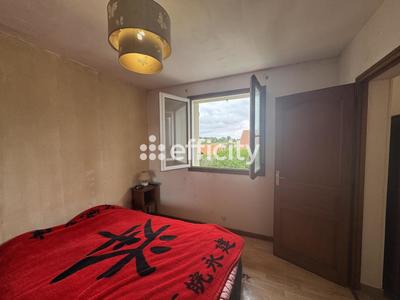 Pavillon - 100 m² - 5 pièces