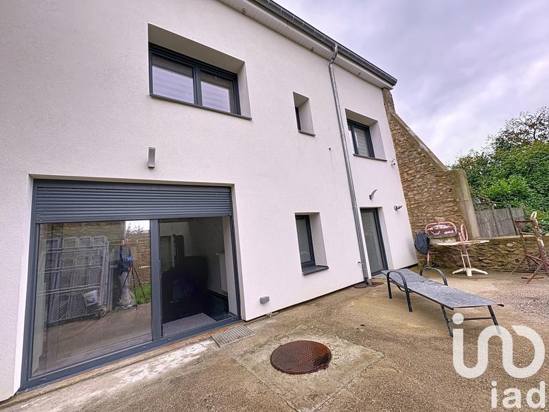 Maison - 250 m² - 10 pièces