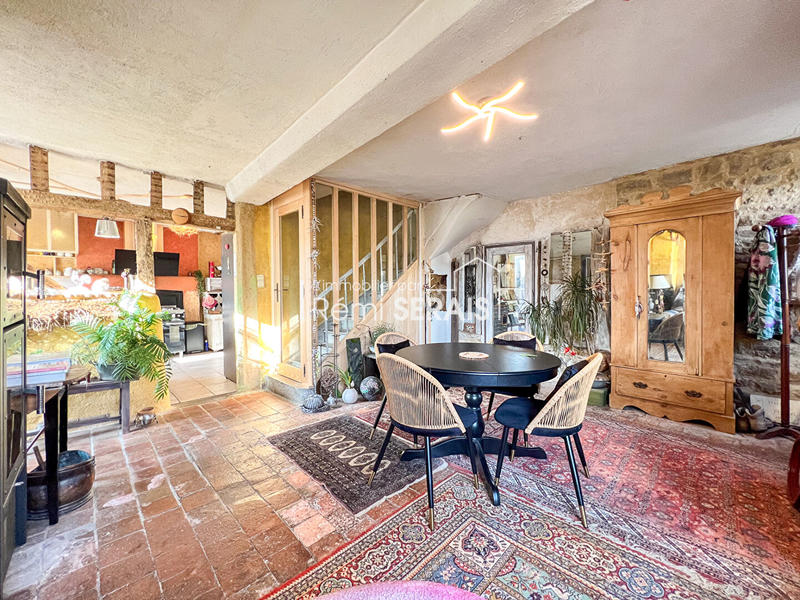 Maison - 137 m² - 6 pièces