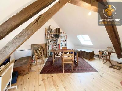 Maison - 343 m² - 12 pièces