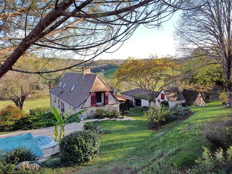 Maison - 121 m² - 7 pièces