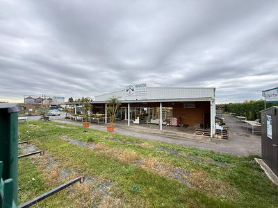 Local commercial - 400 m²