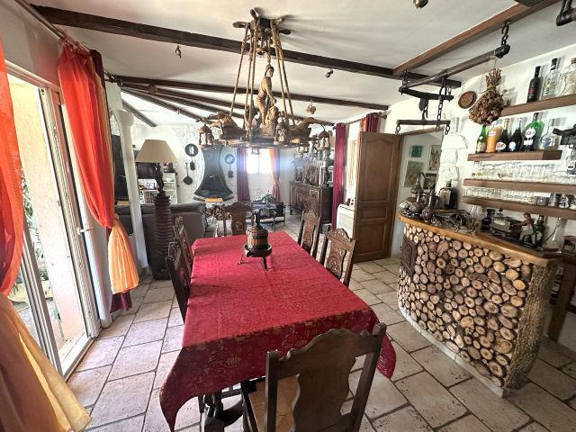 Maison - 110 m² - 4 pièces