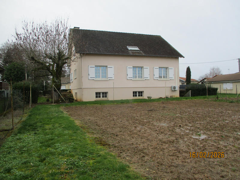 Maison - 160 m² - 7 pièces
