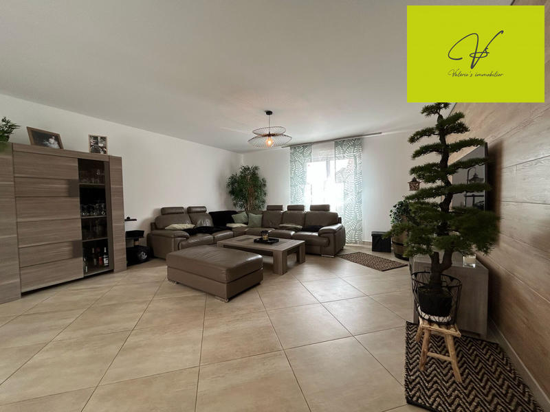 Maison - 107 m² - 5 pièces