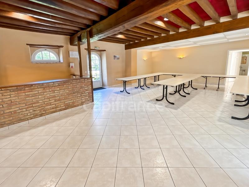 Propriété - 360 m² - 10 pièces