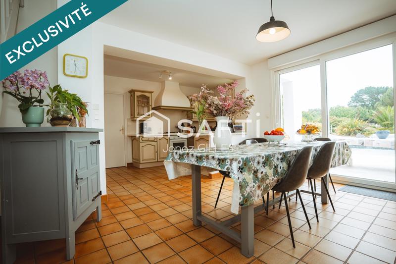 Maison - 200 m² - 6 pièces