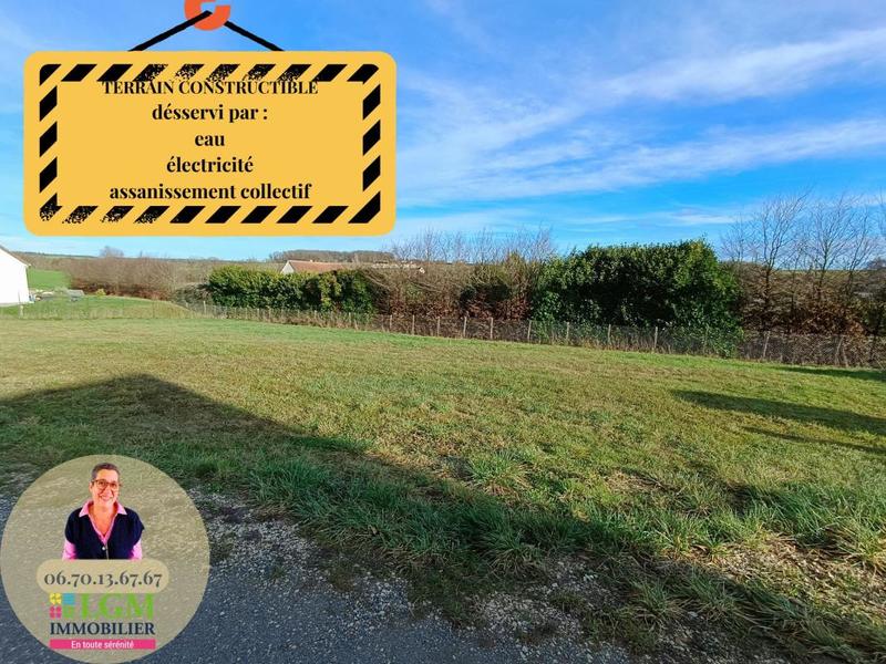 Terrain constructible - 874 m²