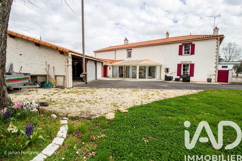 Maison - 178 m² - 6 pièces