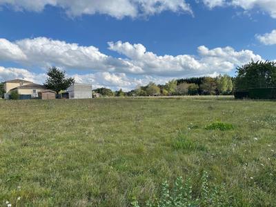 Terrain constructible - 1 189 m²