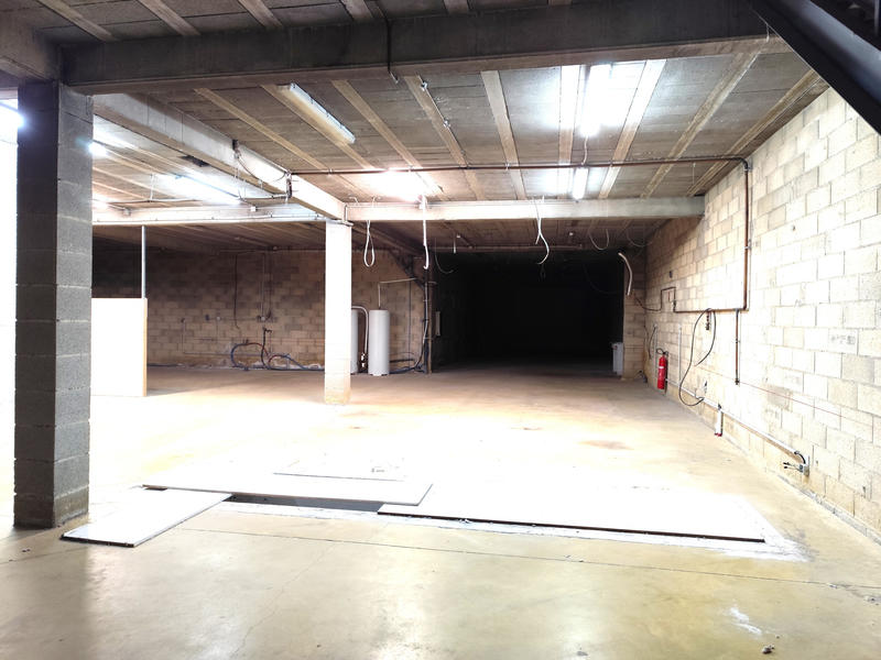 Local commercial - 180 m²