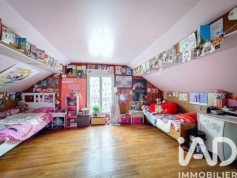 Maison - 145 m² - 5 pièces