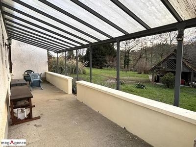 Maison en pierre - 141 m² - 6 pièces
