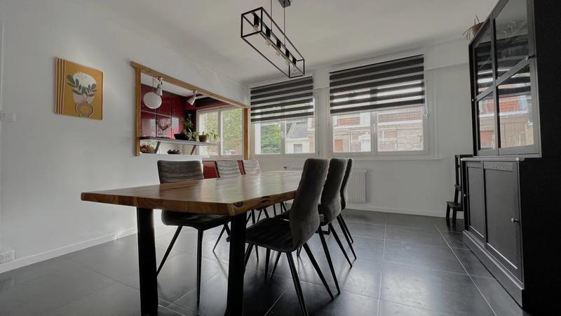 Maison - 121 m² - 5 pièces