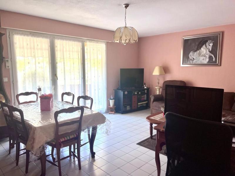 Appartement - 70 m² - 3 pièces