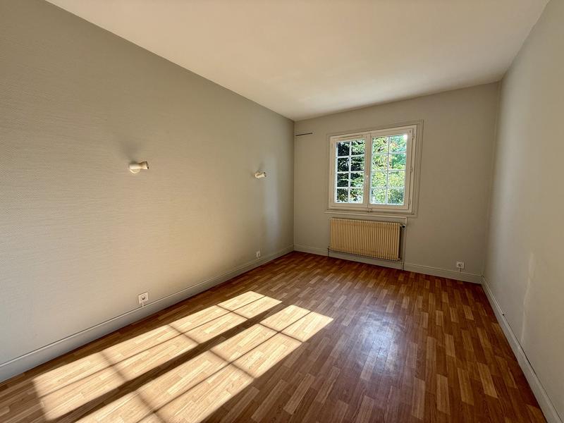 Maison - 193 m² - 6 pièces