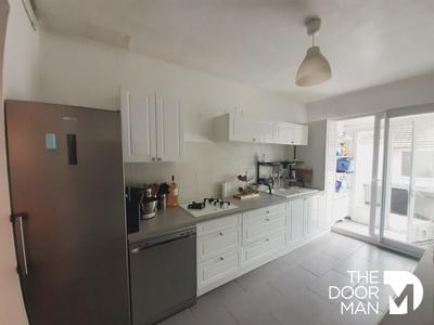 Maison - 118 m² - 6 pièces