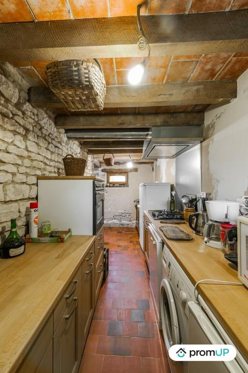 Maison ancienne - 245 m² - 10 pièces