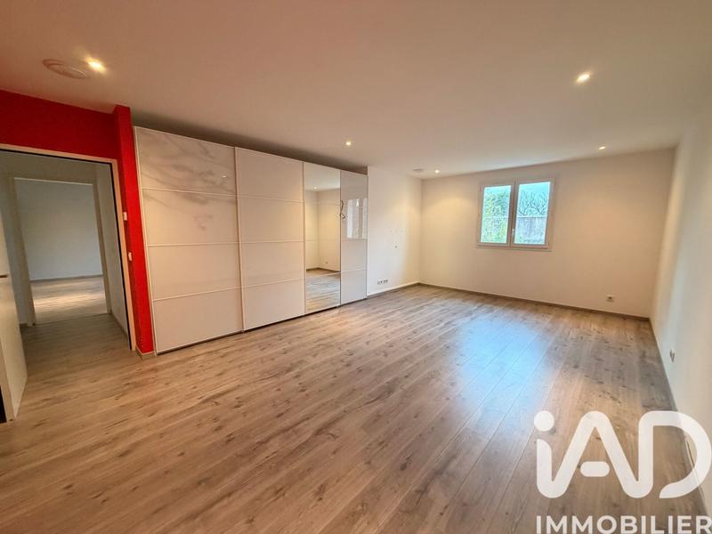 Maison - 266 m² - 9 pièces