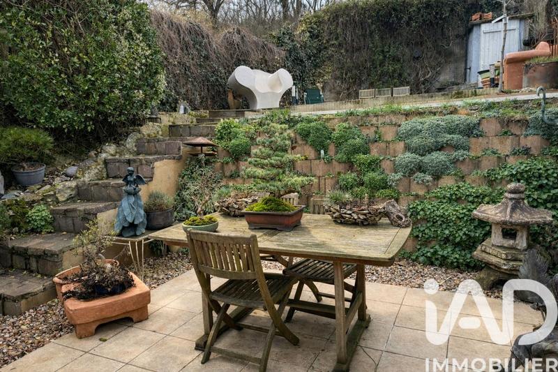 Maison de village - 137 m² - 6 pièces