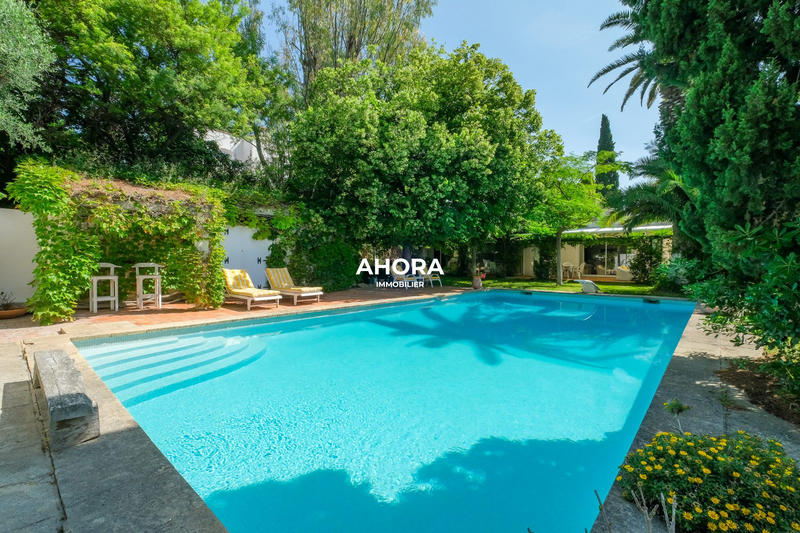 Bastide - 260 m² - 6 pièces