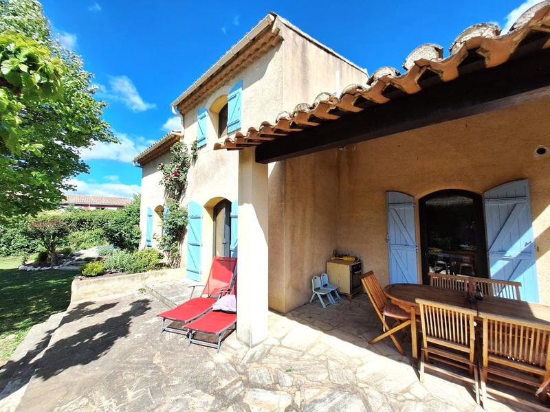 Villa - 150 m² - 5 pièces