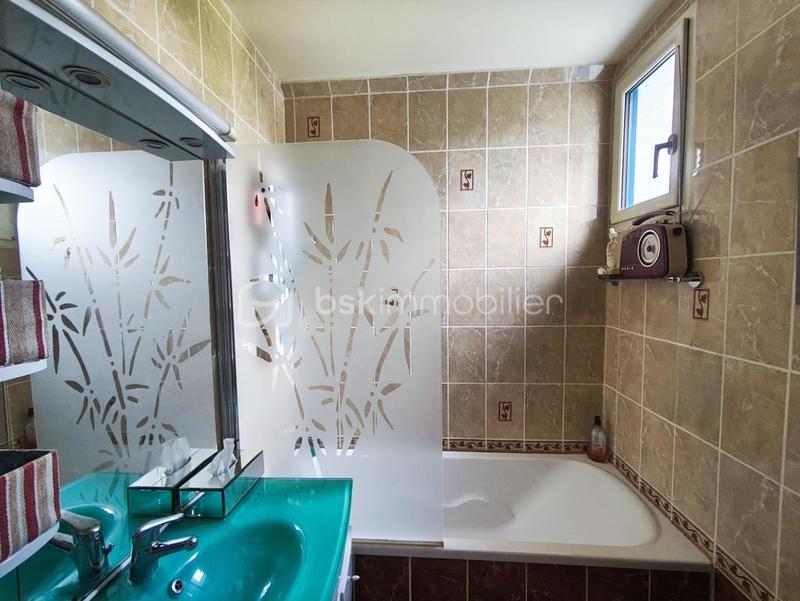 Pavillon - 103 m² - 6 pièces