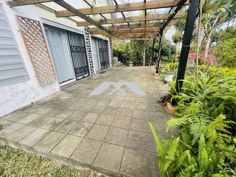 Villa - 254 m² - 7 pièces