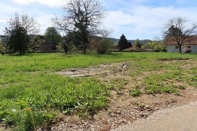 Terrain constructible - 760 m²