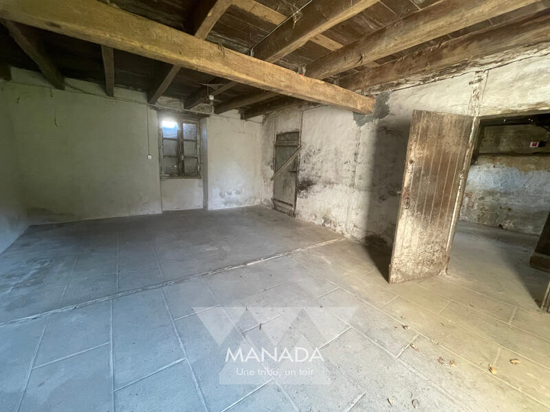 Maison - 90 m² - 5 pièces