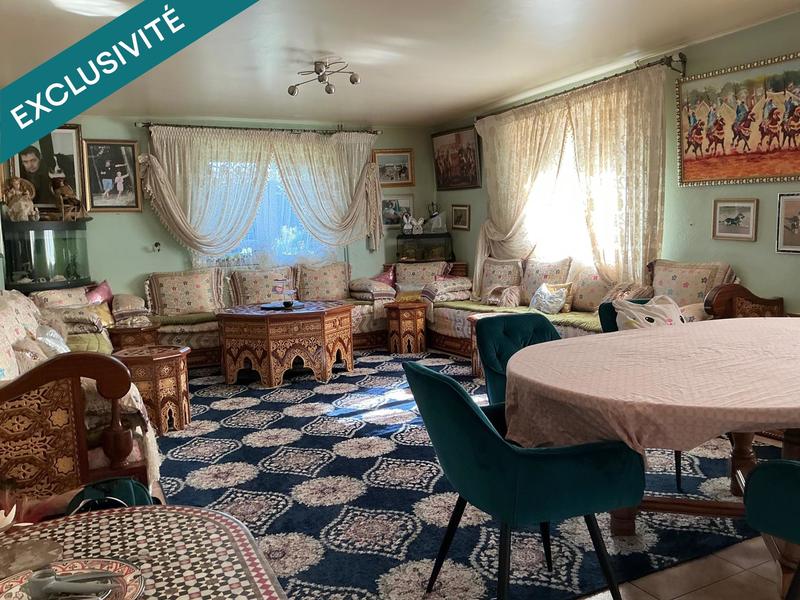 Maison - 292 m² - 10 pièces