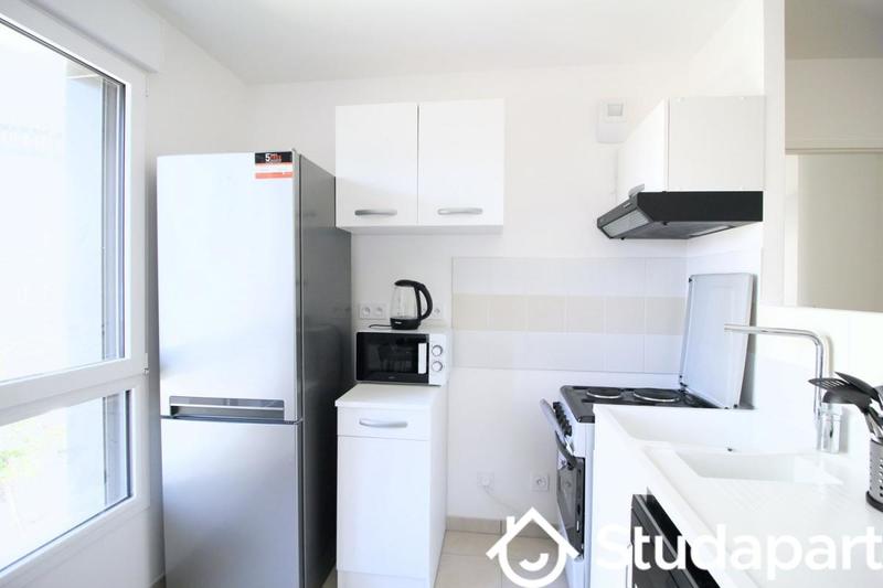 Chambre - 12 m² - 1 pièce