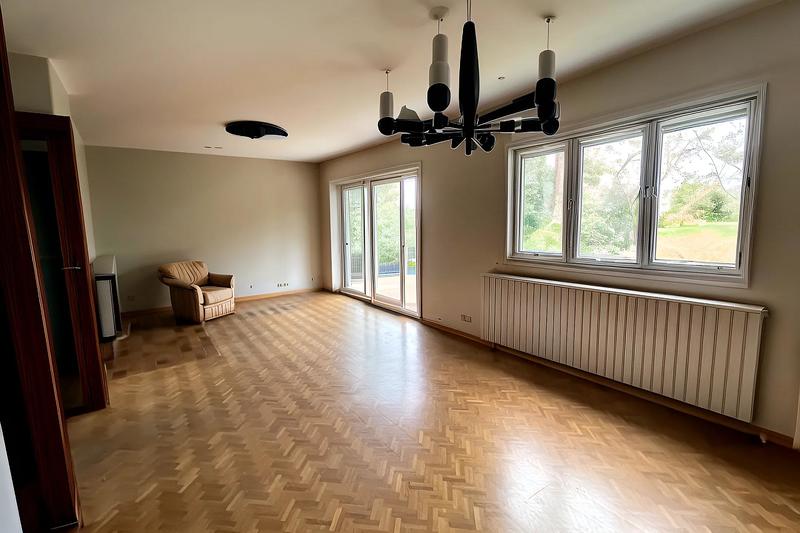 Pavillon - 112 m² - 7 pièces