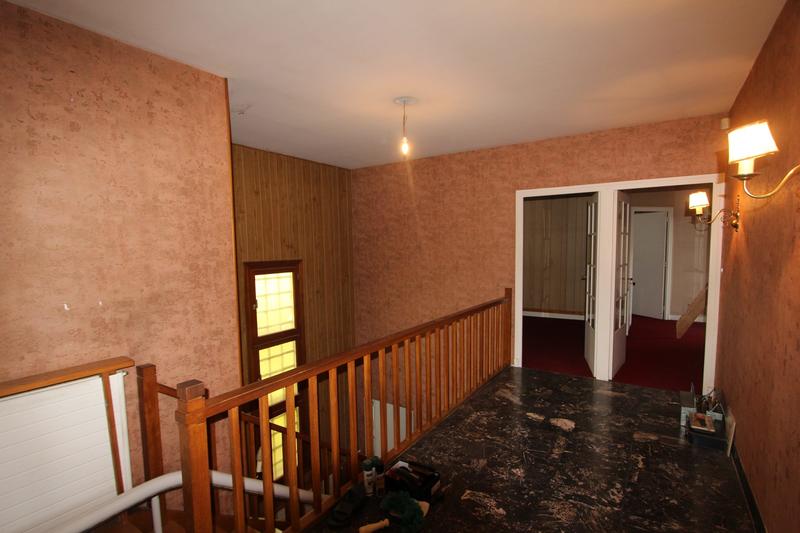 Maison - 195 m² - 8 pièces