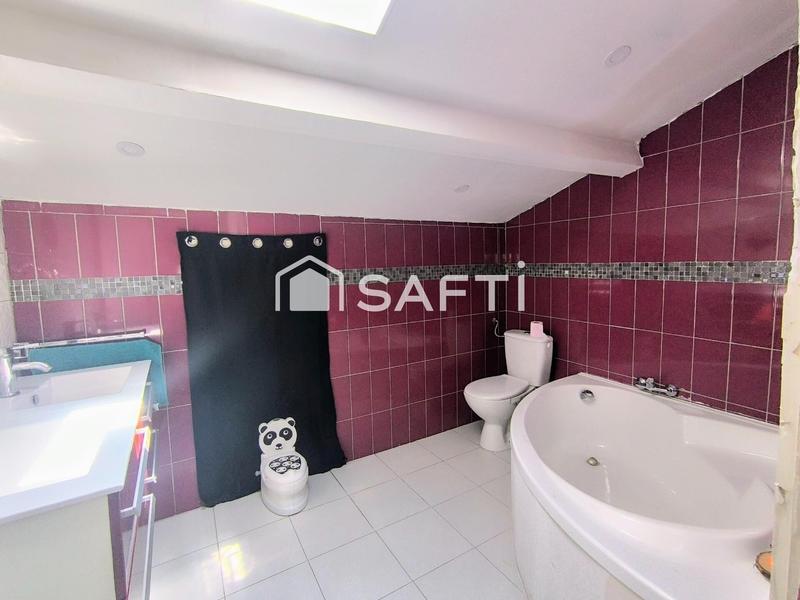 Maison - 178 m² - 9 pièces