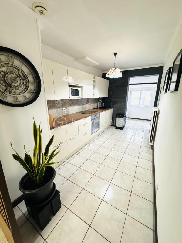 Villa - 90 m² - 4 pièces