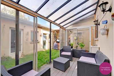 Maison - 90 m² - 4 pièces