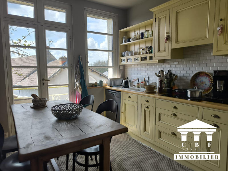 Maison ancienne - 177 m² - 7 pièces