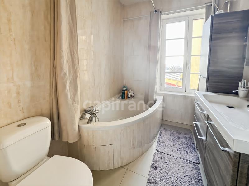 Duplex - 99 m² - 5 pièces