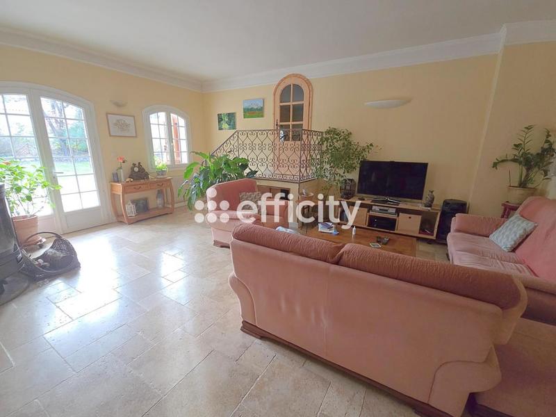 Villa - 160 m² - 6 pièces